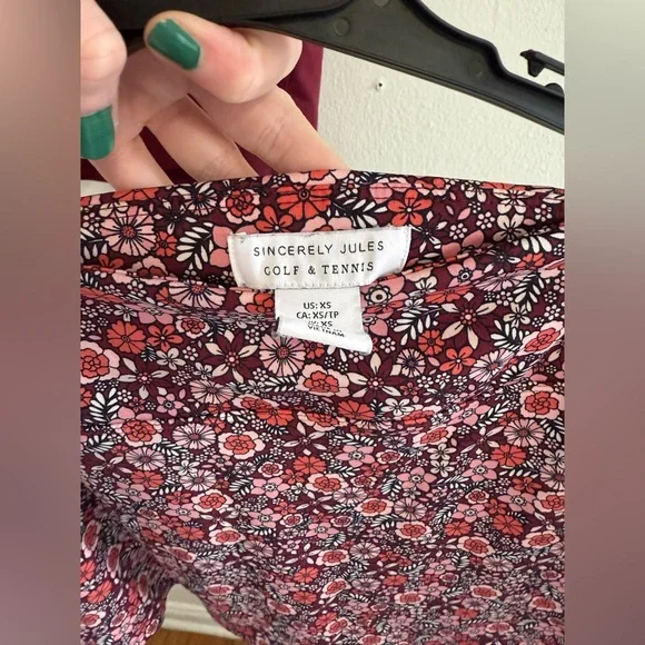 Sincerely Jules Burgundy Floral Golf / Tennis Set - Picture 5 of 11